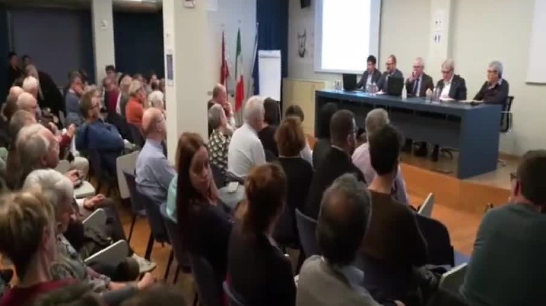 ⁣E INTANTO ALL'ASSEMBLEA DELL'ORDINE dei MEDICI DI TRENTO!